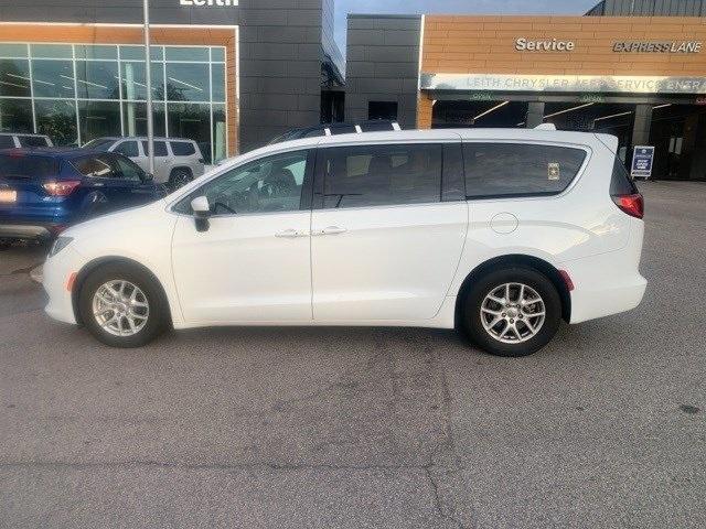 used 2017 Chrysler Pacifica car, priced at $15,475