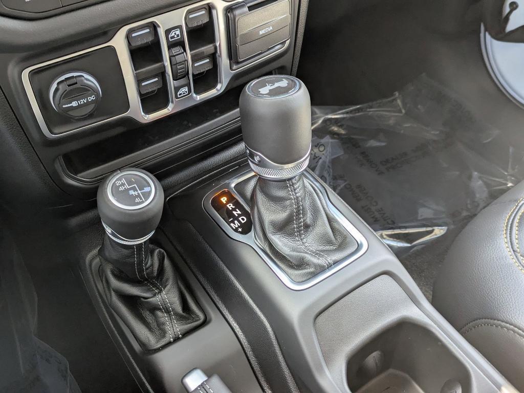 new 2025 Jeep Wrangler car, priced at $58,525