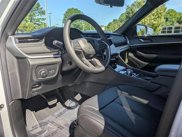 new 2025 Jeep Grand Cherokee L car, priced at $54,440