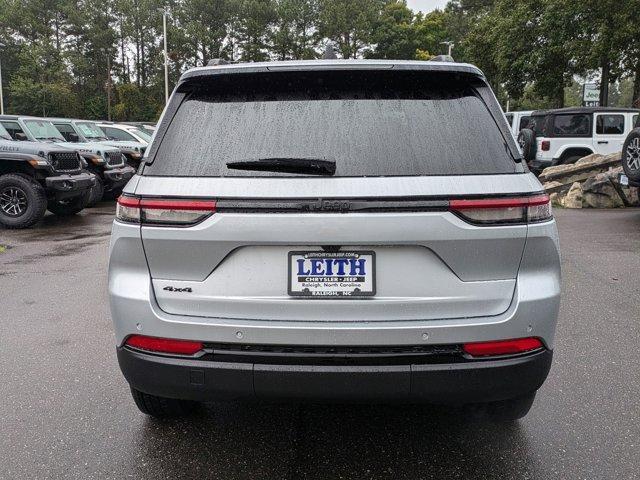 new 2024 Jeep Grand Cherokee L car, priced at $52,170