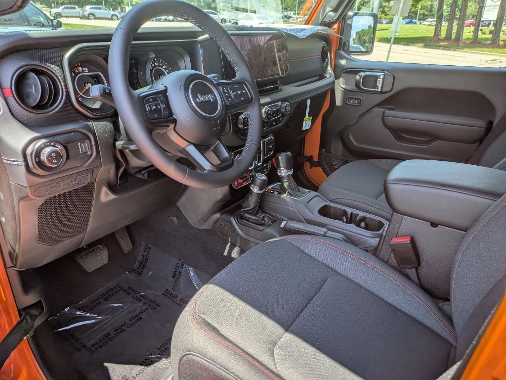 new 2025 Jeep Gladiator car, priced at $58,405