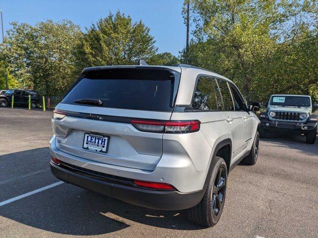 new 2024 Jeep Grand Cherokee car, priced at $47,175