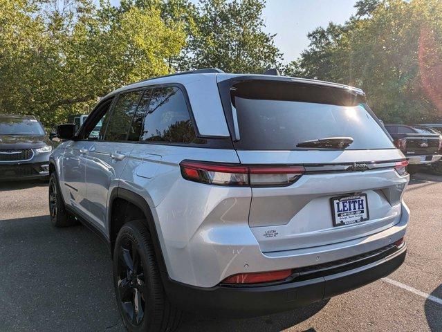 new 2024 Jeep Grand Cherokee car, priced at $47,175