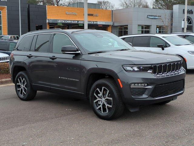 new 2025 Jeep Grand Cherokee car, priced at $49,585