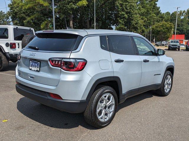 new 2025 Jeep Compass car, priced at $28,090