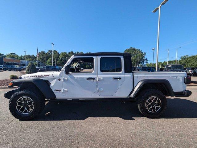 new 2024 Jeep Gladiator car, priced at $58,115