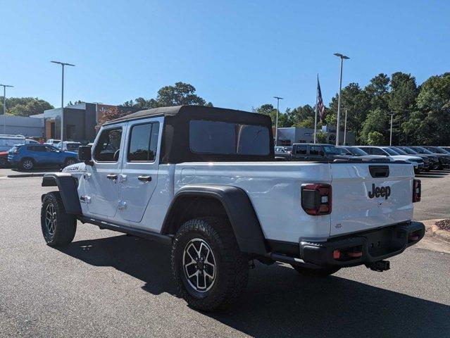 new 2024 Jeep Gladiator car, priced at $58,115