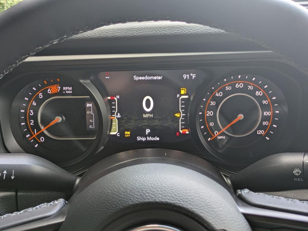 new 2025 Jeep Wrangler car, priced at $54,575