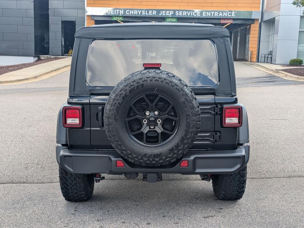 new 2025 Jeep Wrangler car, priced at $54,575