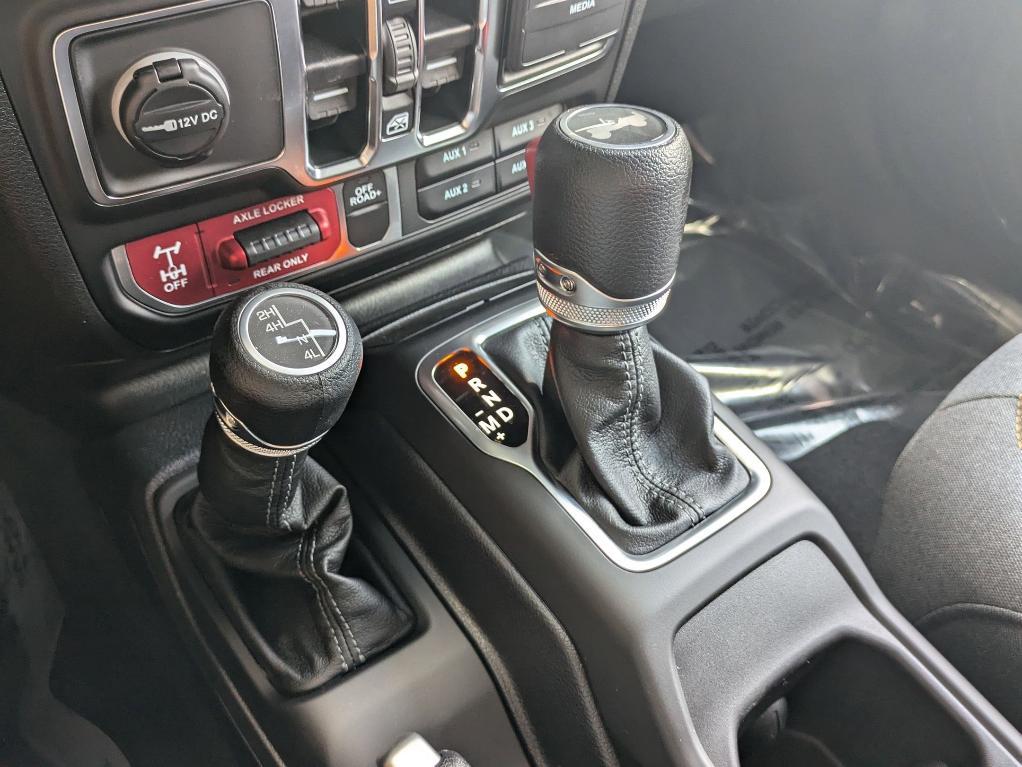 new 2025 Jeep Wrangler car, priced at $54,575