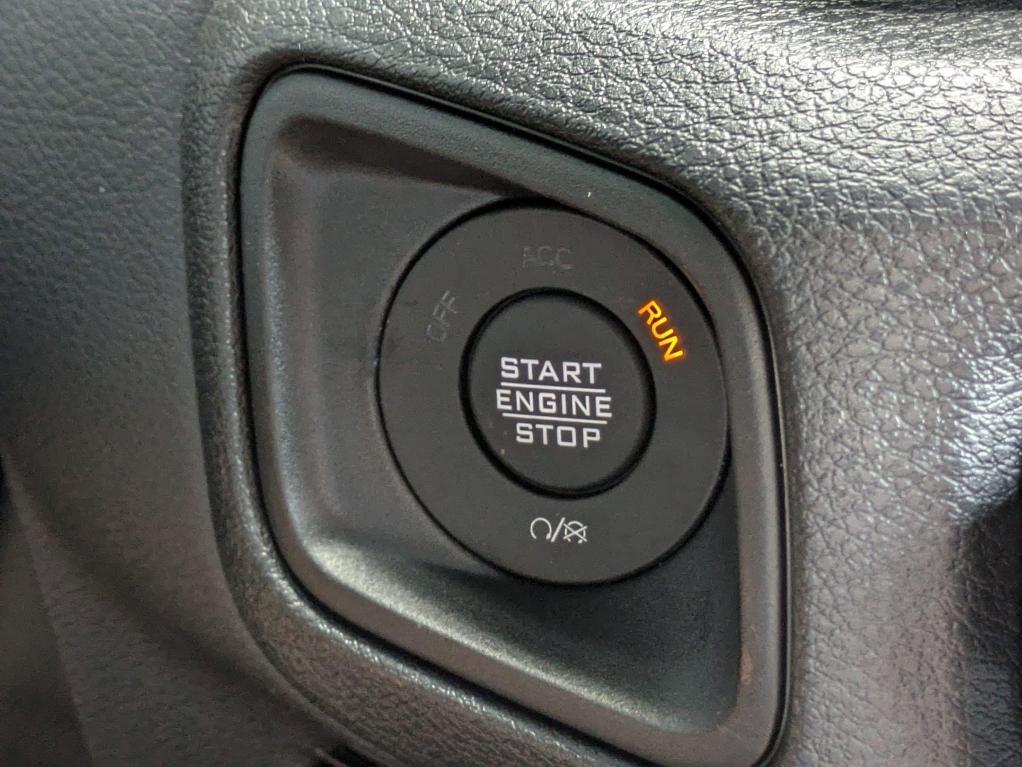 new 2025 Jeep Wrangler car, priced at $54,575