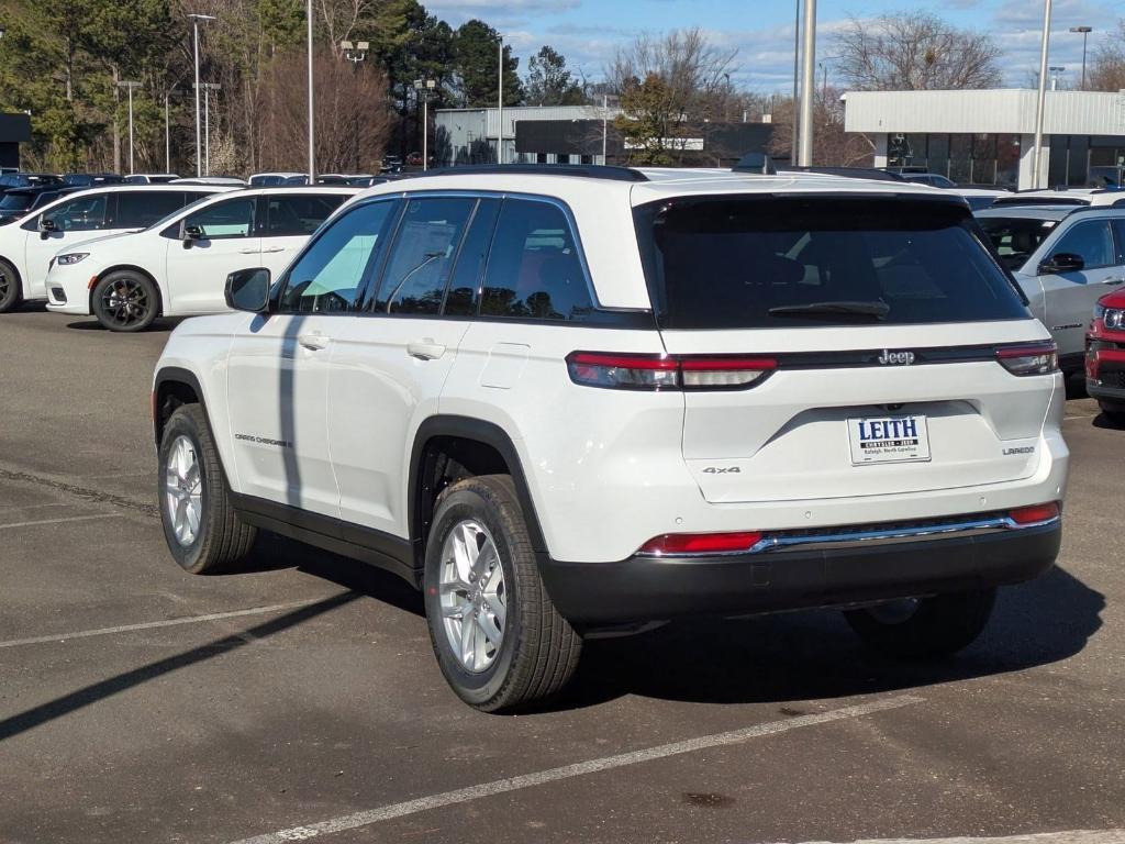 new 2025 Jeep Grand Cherokee car, priced at $44,370