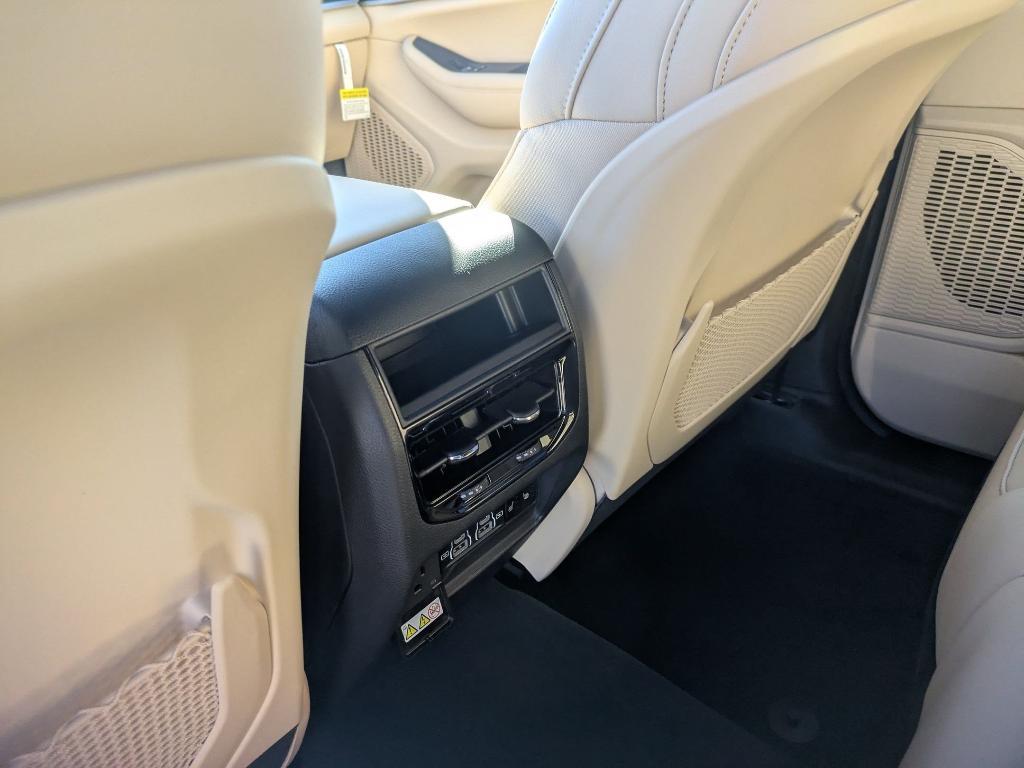 new 2025 Jeep Grand Cherokee car, priced at $53,930