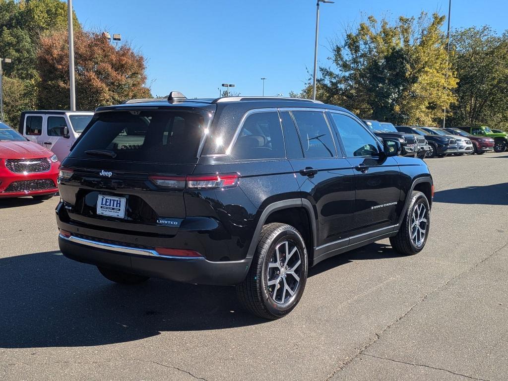 new 2025 Jeep Grand Cherokee car, priced at $53,930