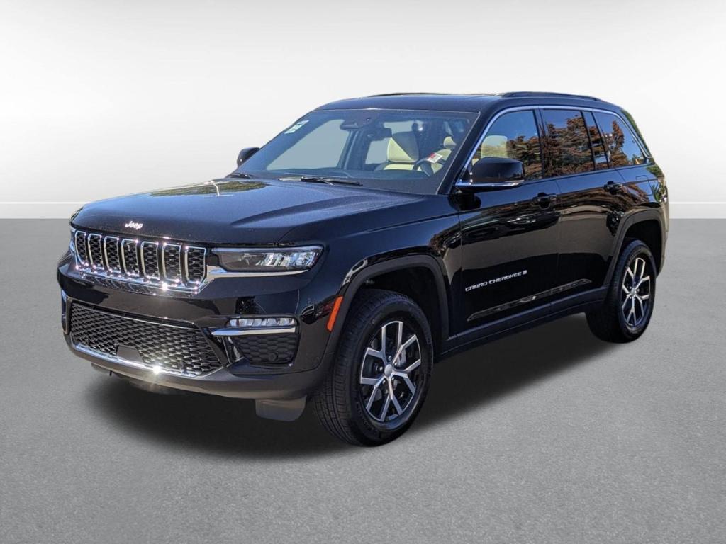 new 2025 Jeep Grand Cherokee car, priced at $53,930