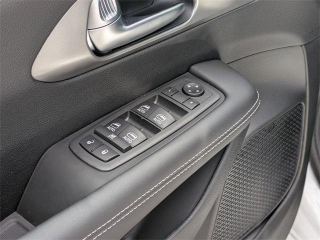 new 2026 Chrysler Pacifica car, priced at $44,685