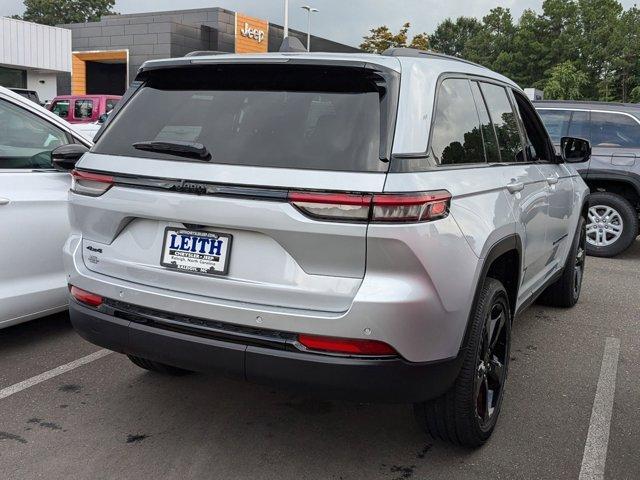 new 2024 Jeep Grand Cherokee car, priced at $50,170