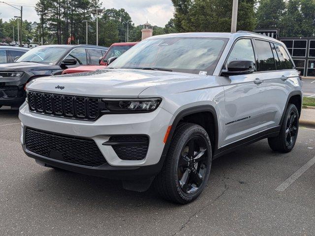 new 2024 Jeep Grand Cherokee car, priced at $50,170