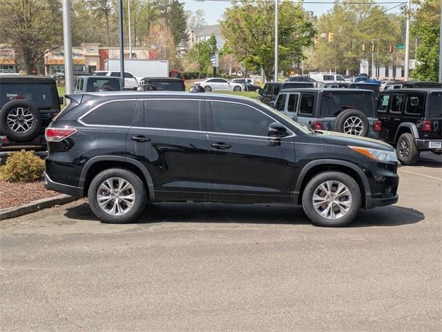 used 2015 Toyota Highlander car, priced at $22,269