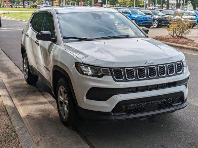 new 2025 Jeep Compass car, priced at $27,495