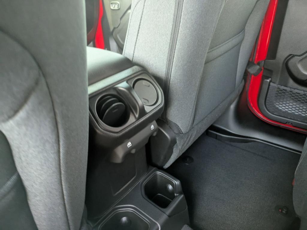 new 2025 Jeep Wrangler car, priced at $45,555