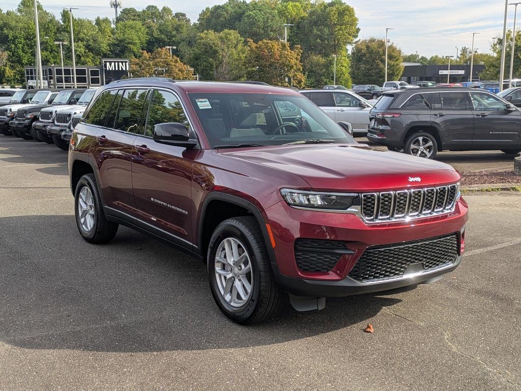 new 2025 Jeep Grand Cherokee car, priced at $42,375