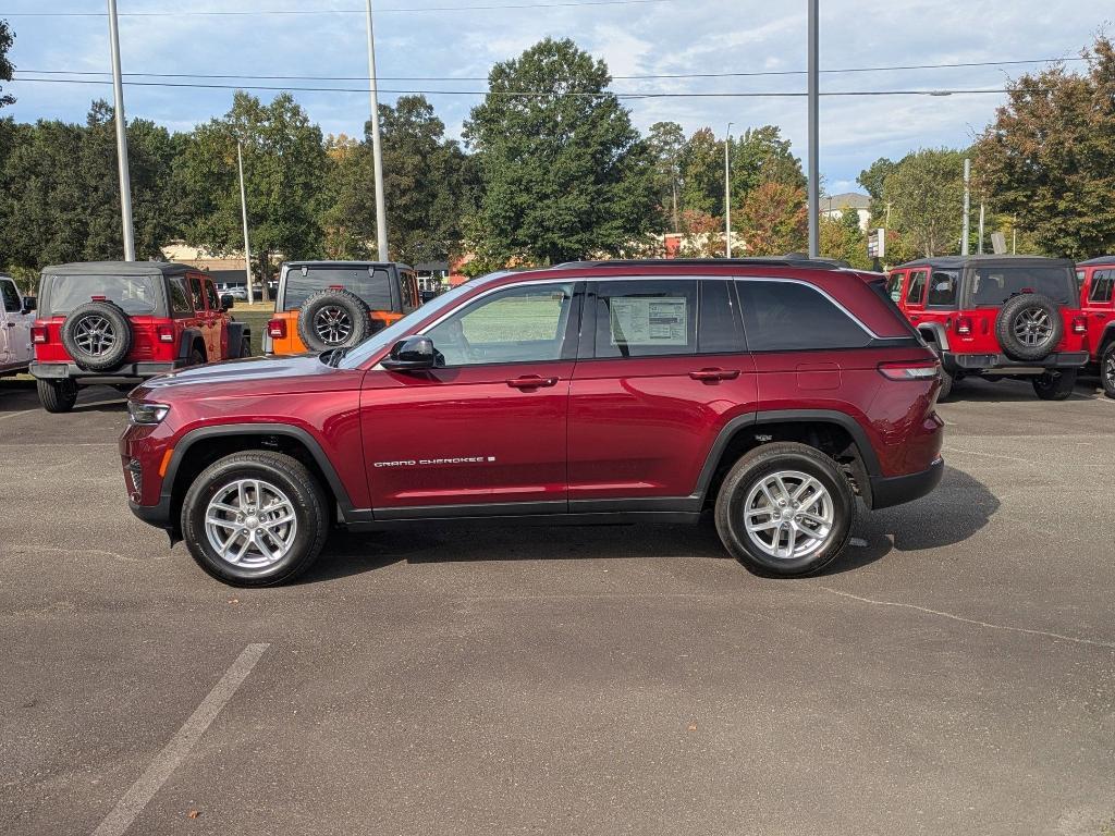 new 2025 Jeep Grand Cherokee car, priced at $42,375