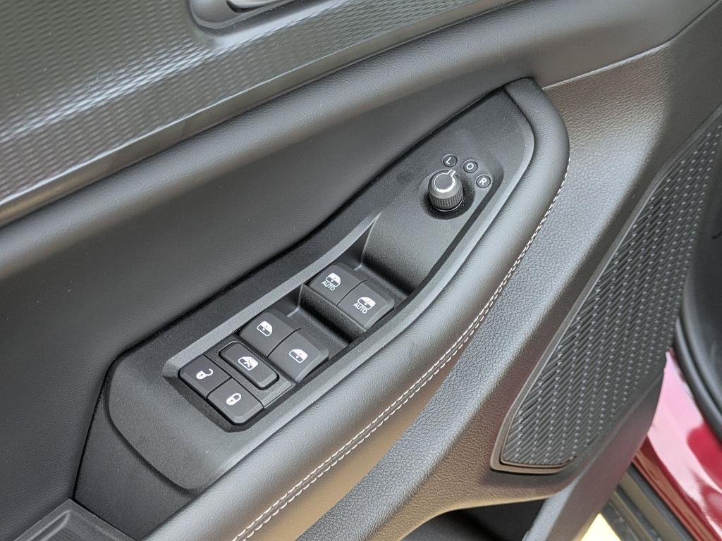 new 2025 Jeep Grand Cherokee car, priced at $42,375
