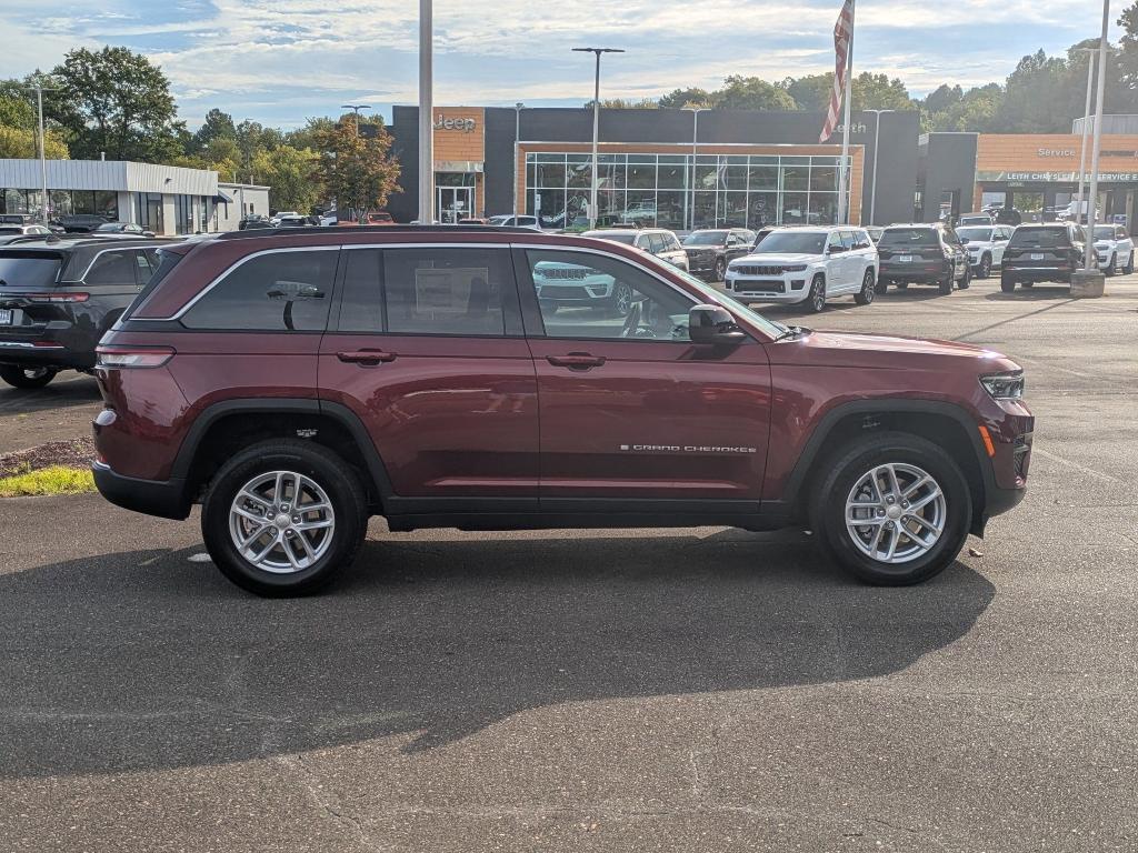 new 2025 Jeep Grand Cherokee car, priced at $42,375