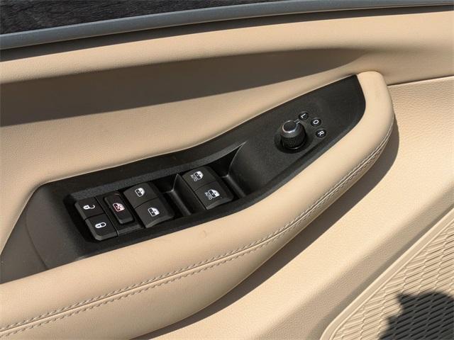 new 2025 Jeep Grand Cherokee car, priced at $48,010