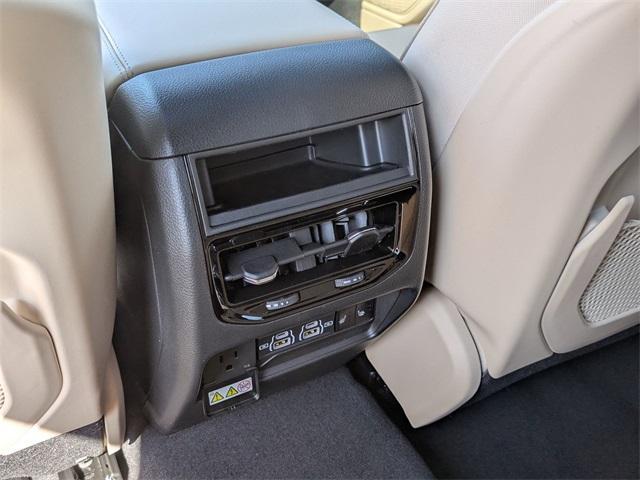 new 2025 Jeep Grand Cherokee car, priced at $48,010