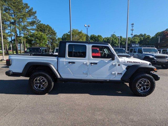 new 2024 Jeep Gladiator car, priced at $66,440