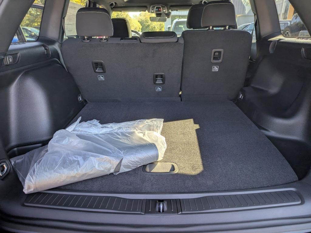 new 2025 Jeep Grand Cherokee car, priced at $42,375