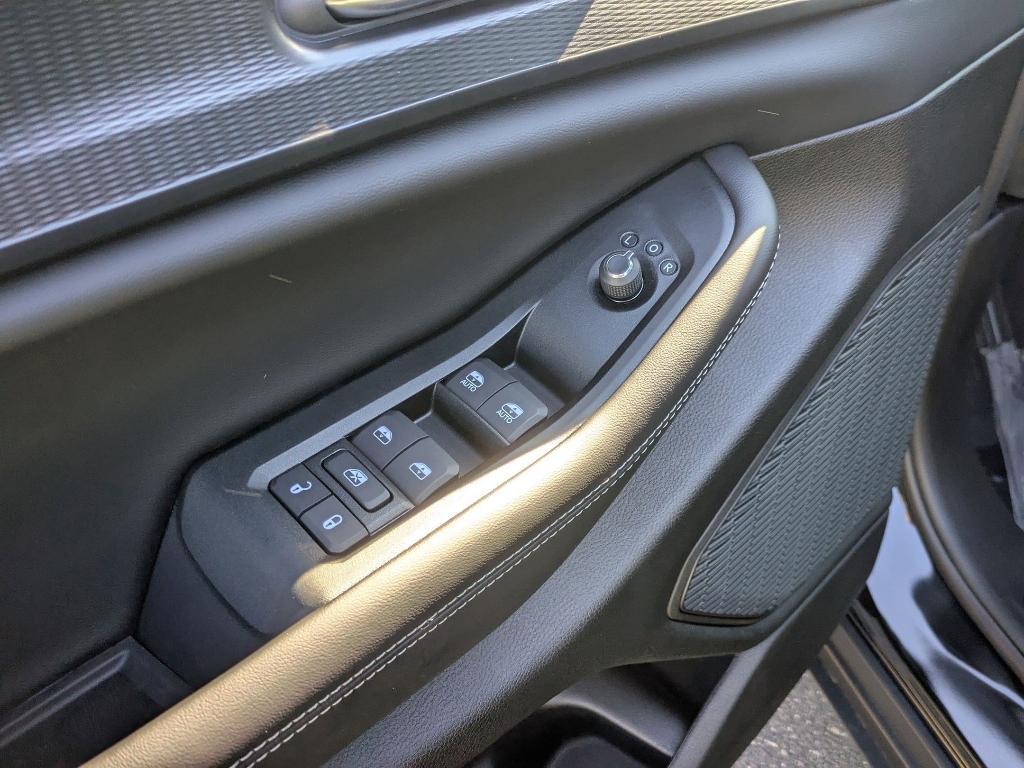 new 2025 Jeep Grand Cherokee car, priced at $42,375