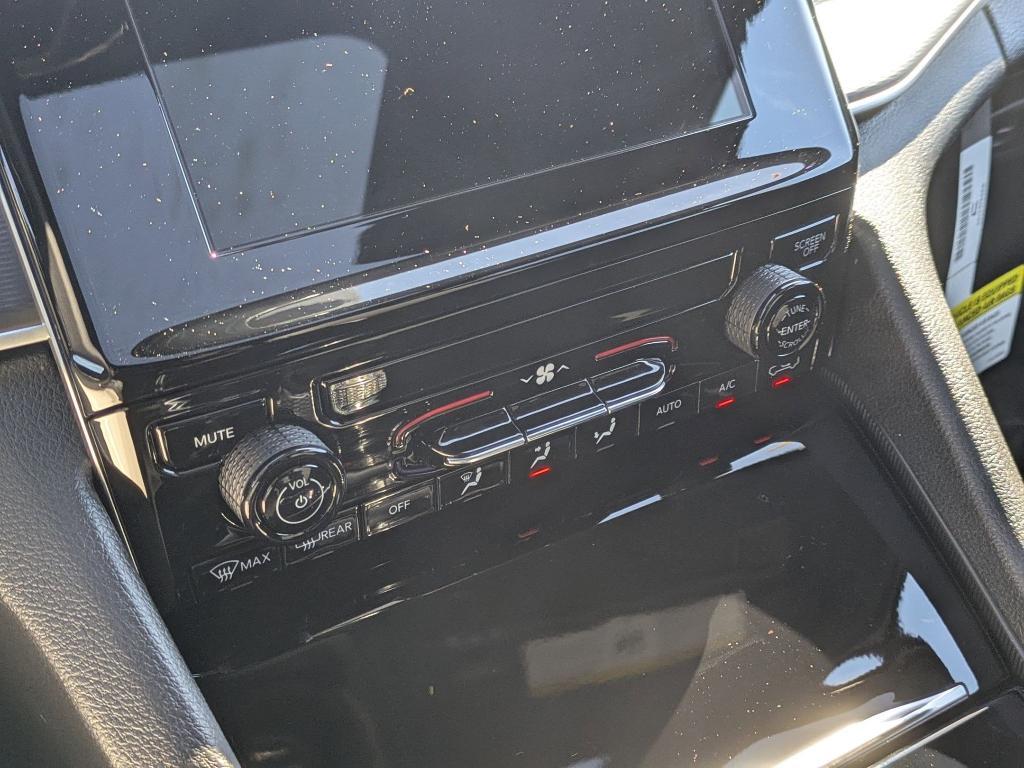 new 2025 Jeep Grand Cherokee car, priced at $42,375