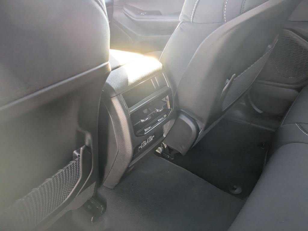 new 2025 Jeep Grand Cherokee car, priced at $42,375