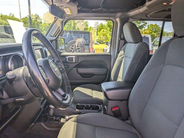 used 2022 Jeep Gladiator car, priced at $32,475
