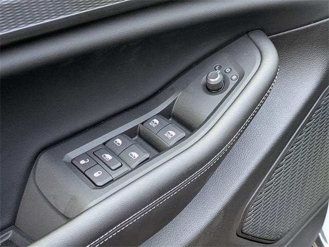 new 2025 Jeep Grand Cherokee L car, priced at $48,730