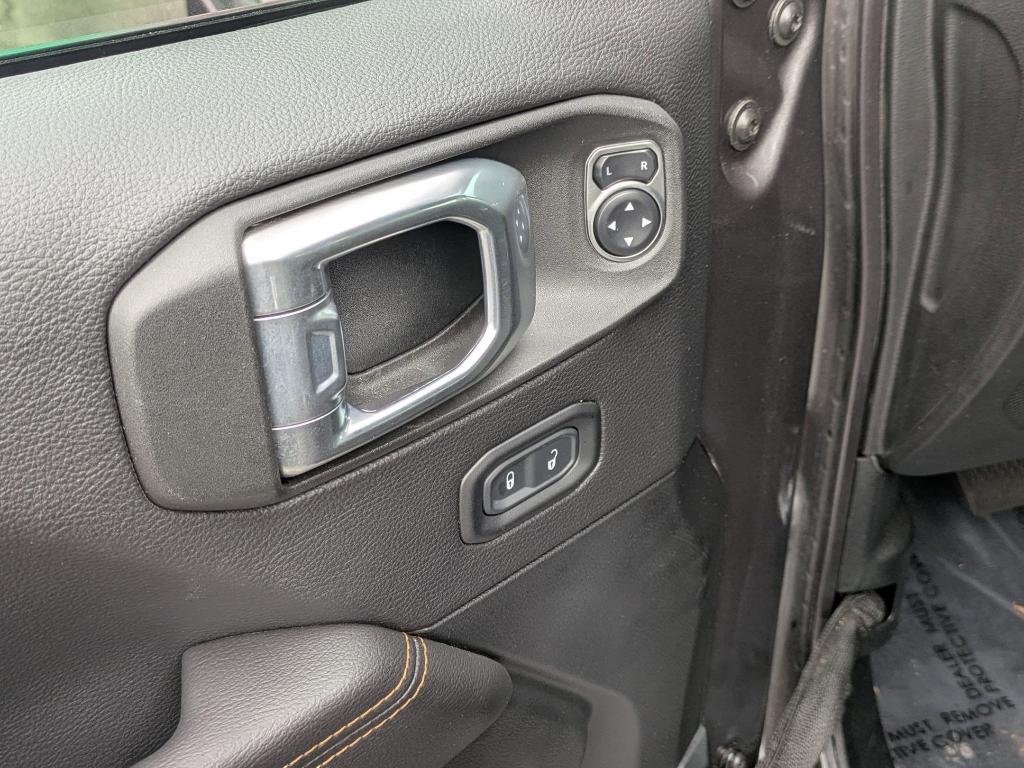 used 2021 Jeep Wrangler Unlimited car, priced at $27,475