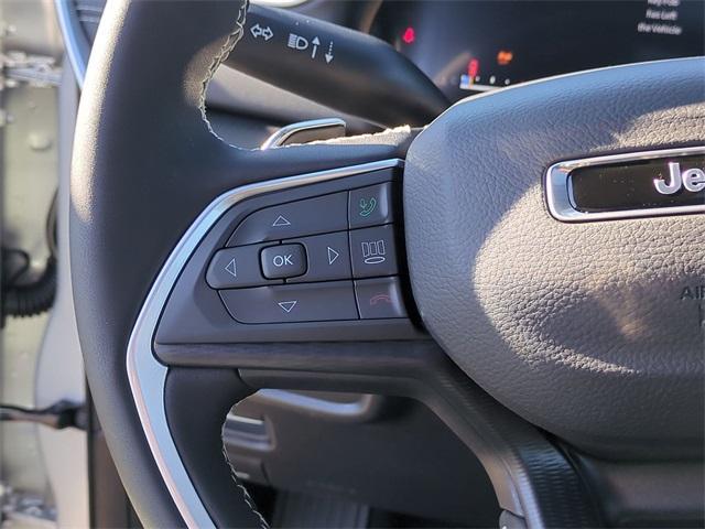 new 2025 Jeep Grand Cherokee car, priced at $43,170