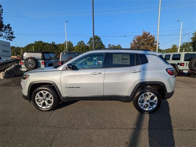 new 2025 Jeep Compass car, priced at $36,310