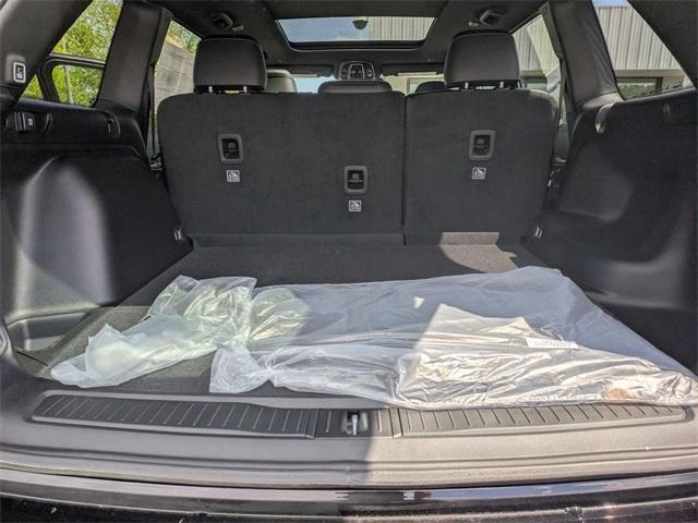 new 2025 Jeep Grand Cherokee car, priced at $48,010
