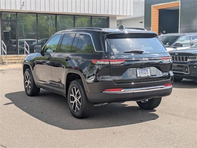 new 2025 Jeep Grand Cherokee car, priced at $48,010