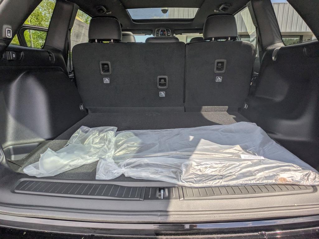 new 2025 Jeep Grand Cherokee car, priced at $48,010