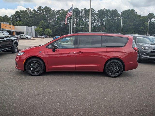 new 2025 Chrysler Pacifica Hybrid car, priced at $60,575