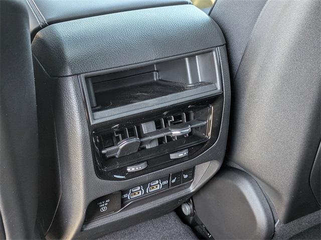 new 2025 Jeep Grand Cherokee car, priced at $52,935