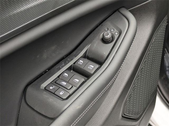 new 2025 Jeep Grand Cherokee car, priced at $46,930