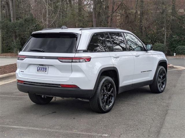new 2025 Jeep Grand Cherokee car, priced at $46,930
