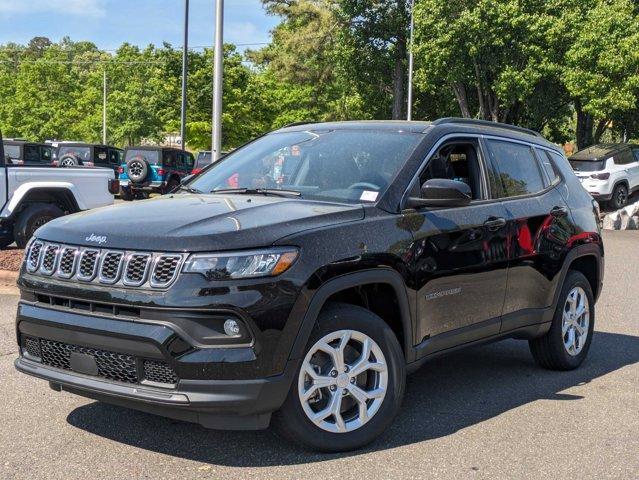 new 2024 Jeep Compass car, priced at $33,554