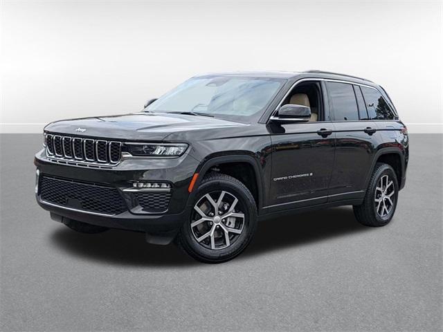 new 2024 Jeep Grand Cherokee car, priced at $44,445